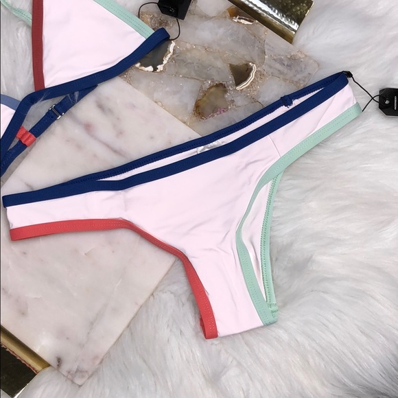 TAVIK JETT COLOR BLOCK BIKINI SET - Picture 2 of 7